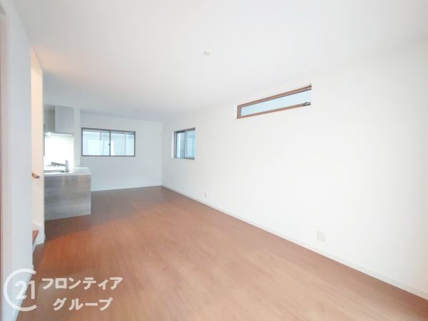 尼崎市杭瀬南新町１丁目　新築一戸建て　A号棟