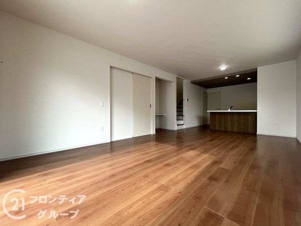 尼崎市食満３丁目　新築一戸建て　２期　全１区画