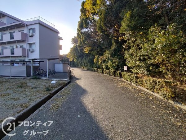 尼崎市東園田町１丁目　新築一戸建て　3期　２号棟