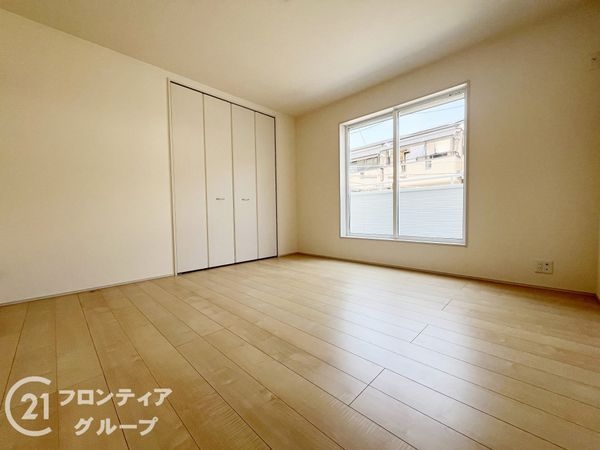 尼崎市常松１丁目　新築一戸建て　３期　４号棟