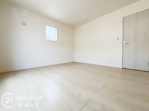 尼崎市常松１丁目　新築一戸建て　３期　４号棟