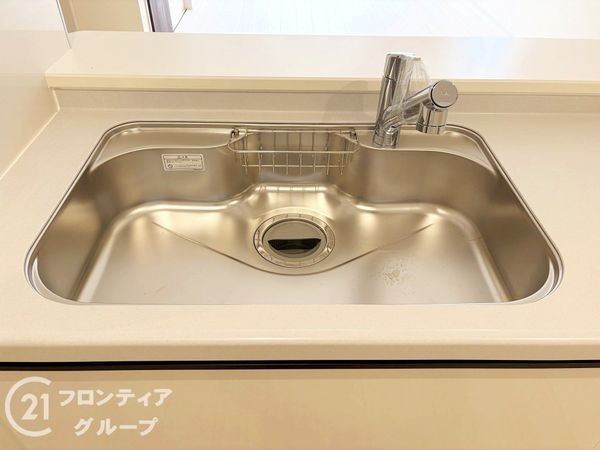 尼崎市常松１丁目　新築一戸建て　３期　２号棟
