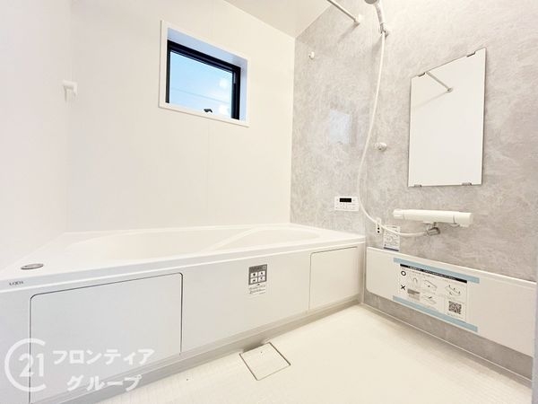 尼崎市常松１丁目　新築一戸建て　３期　２号棟
