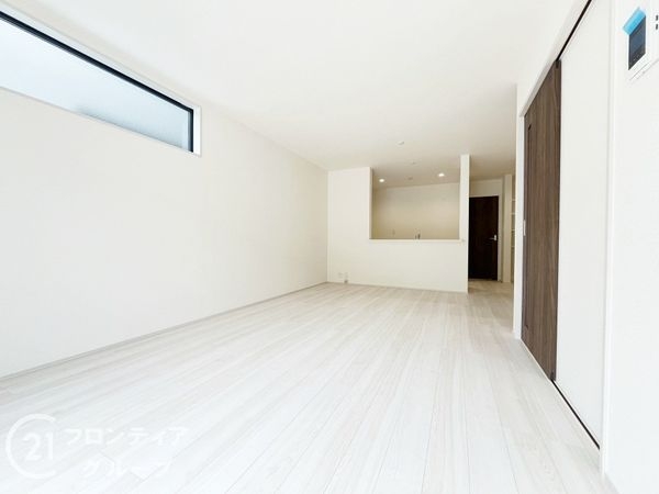 尼崎市常松１丁目　新築一戸建て　３期　２号棟