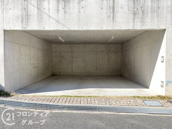 西宮市苦楽園四番町の中古一戸建て