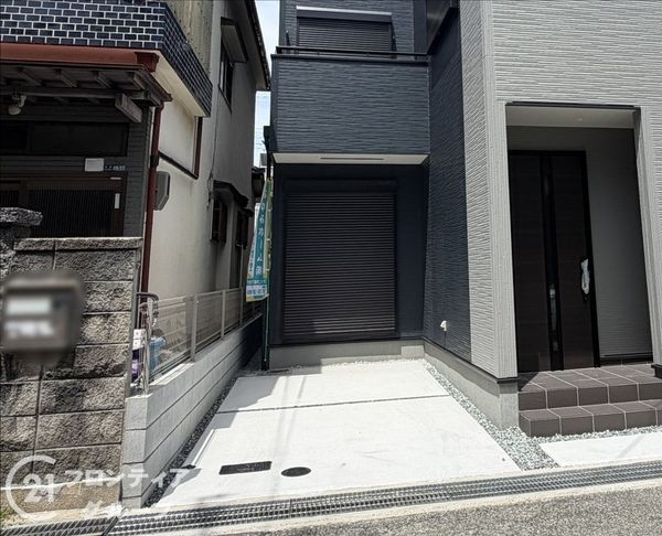 尼崎市食満６丁目　新築一戸建て　３期　全１区画