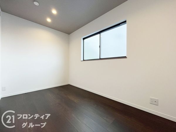 伊丹市南野２丁目　新築一戸建て