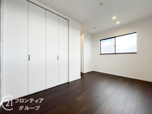 伊丹市南野２丁目　新築一戸建て