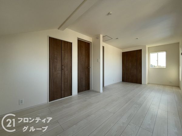 西宮市浜甲子園１丁目　新築一戸建て　全１区画