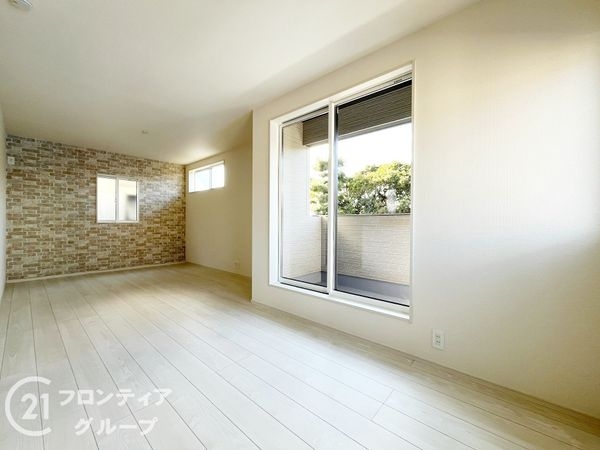 西宮市浜甲子園１丁目　新築一戸建て　全１区画