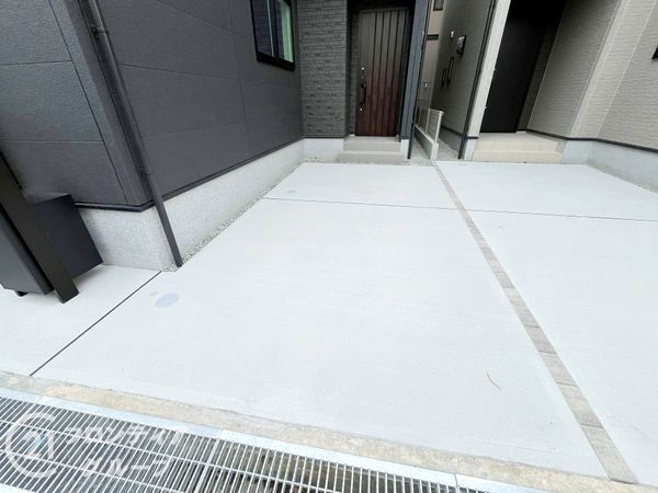 尼崎市塚口町５丁目　新築一戸建て　１期　２号棟