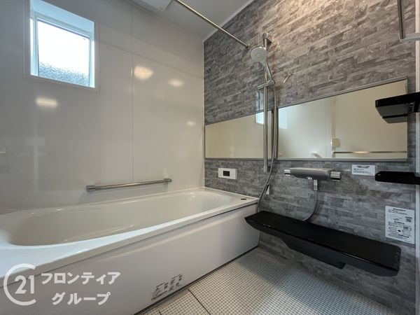 尼崎市塚口町５丁目　新築一戸建て　１期　２号棟