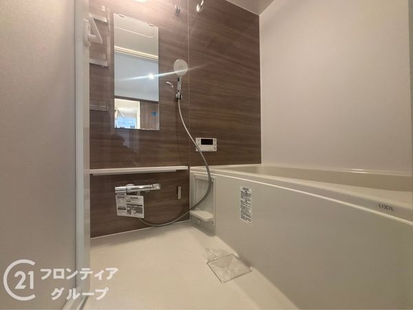 尼崎市東園田町８丁目　中古一戸建て