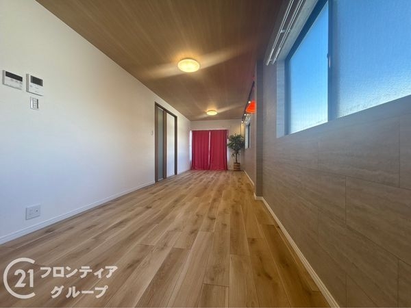 尼崎市東園田町８丁目　中古一戸建て