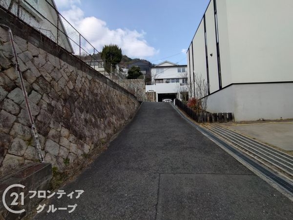 西宮市苦楽園四番町の中古一戸建て