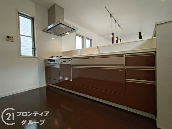 西宮市苦楽園四番町の中古一戸建て