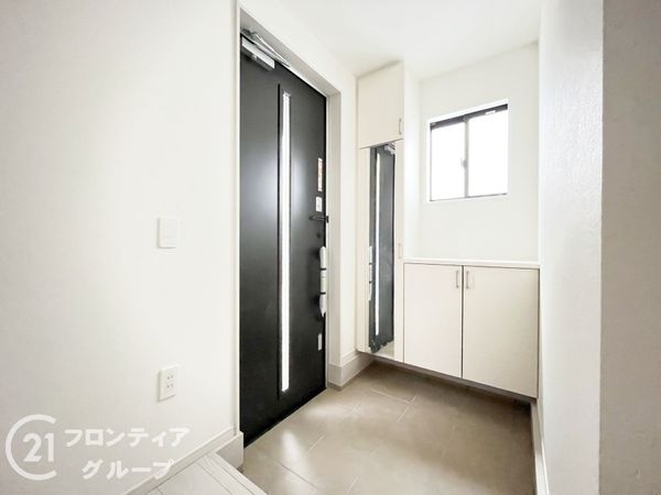 西宮市浜甲子園１丁目　新築一戸建て　１期　３号棟