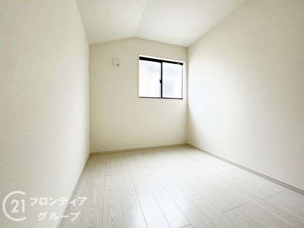 西宮市浜甲子園１丁目　新築一戸建て　１期　３号棟