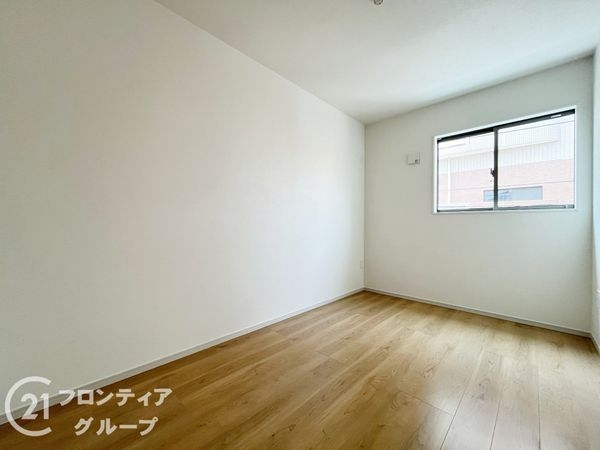 伊丹市荻野３丁目　新築一戸建て　２期　全１区画