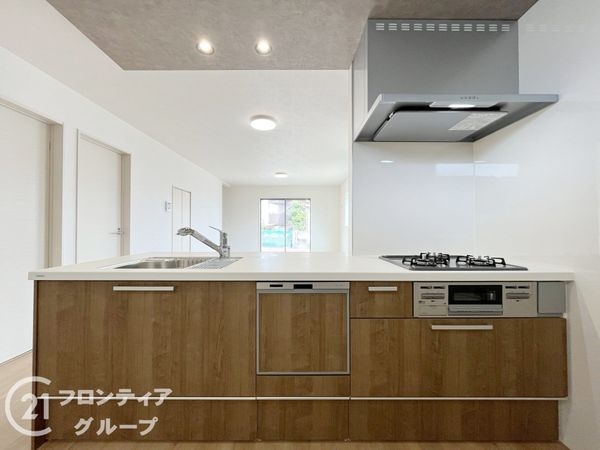 伊丹市荻野３丁目　新築一戸建て　２期　全１区画