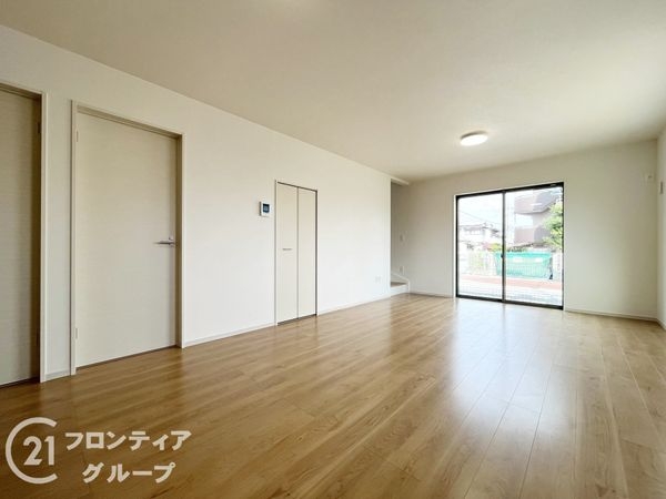 伊丹市荻野３丁目　新築一戸建て　２期　全１区画