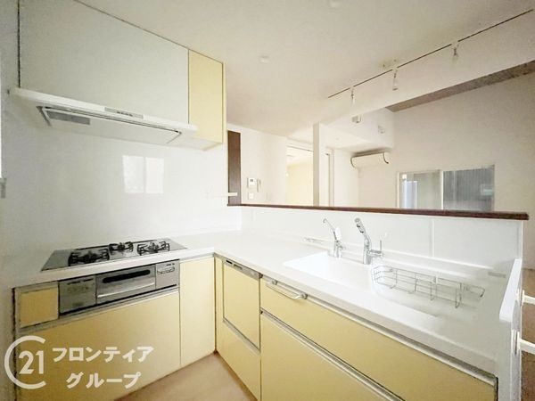 尼崎市瓦宮２丁目　中古一戸建て