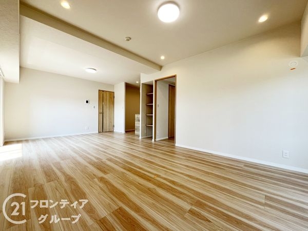 武庫川あおぞらのまち住宅２５号棟　中古マンション