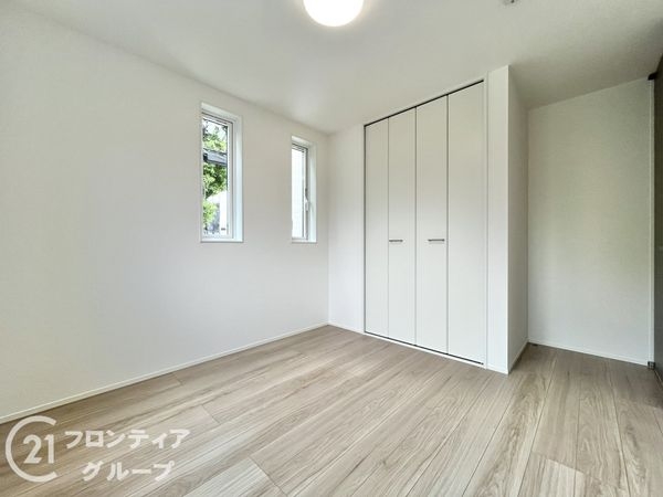 伊丹市寺本２丁目　新築一戸建て　第４期　５号地