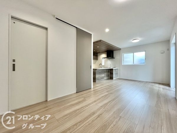 伊丹市寺本２丁目　新築一戸建て　第４期　５号地