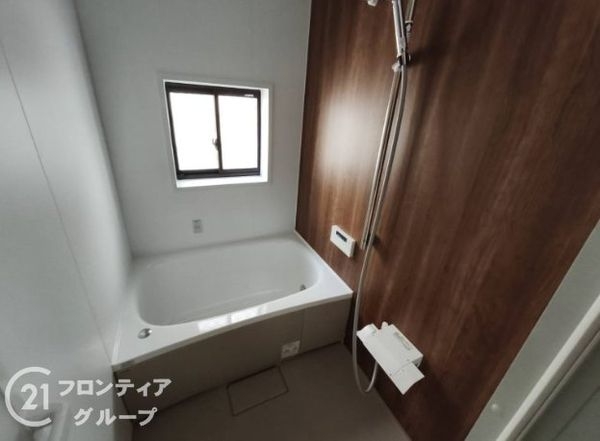 尼崎市武庫元町１丁目　中古一戸建て