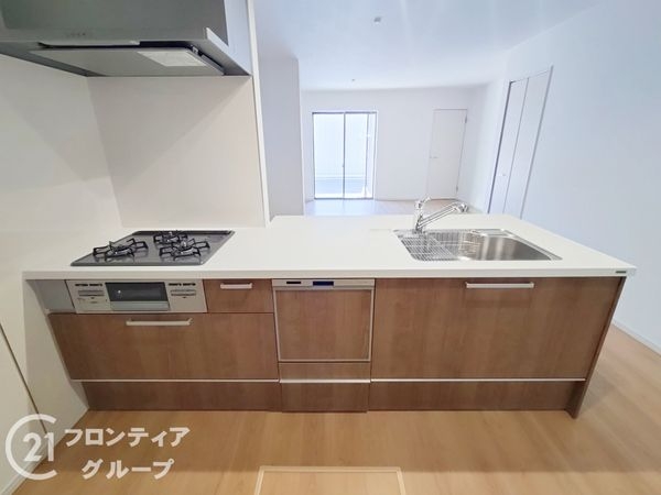 尼崎市立花町３丁目　新築一戸建て　1期　1号棟