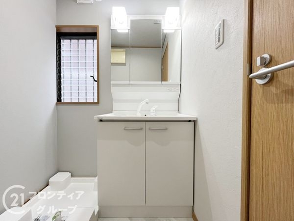西宮市一ケ谷町の中古一戸建て