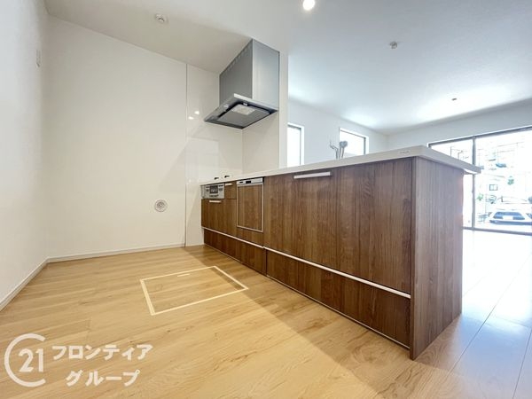 伊丹市南野北３丁目　新築一戸建て　１期　全１区画