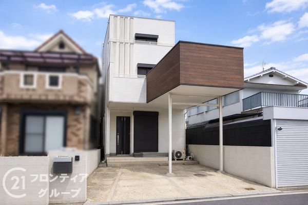 尼崎市西難波町１丁目　中古一戸建て