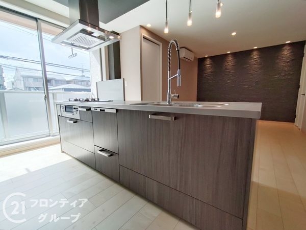 尼崎市崇徳院２丁目　中古一戸建て