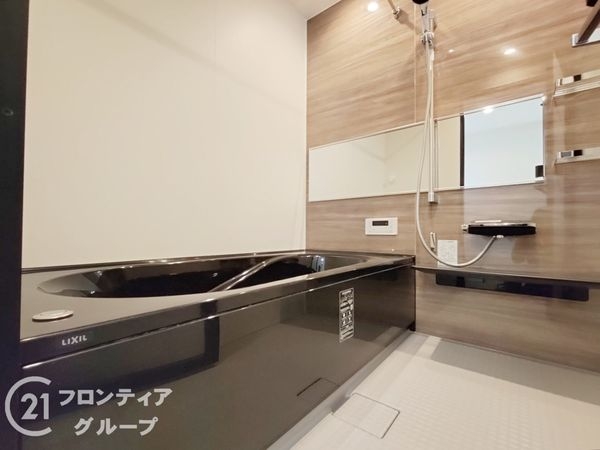 尼崎市崇徳院２丁目　中古一戸建て
