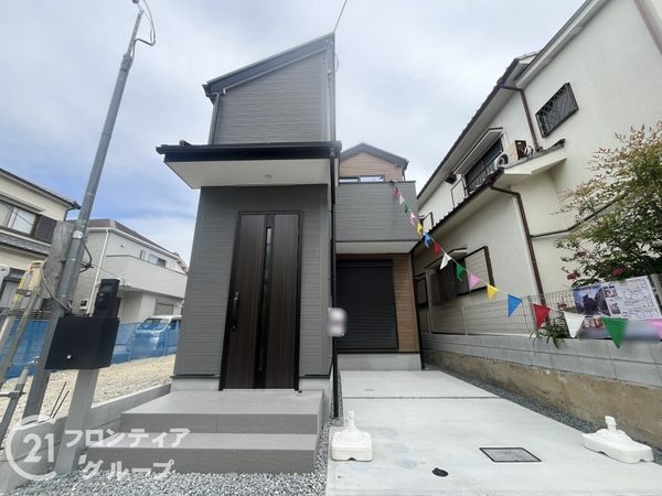 伊丹市堀池２丁目　新築一戸建て　第１２　２号棟　全２区画