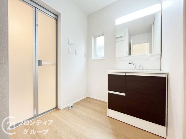伊丹市堀池２丁目　新築一戸建て　第１3　全２区画　１号棟
