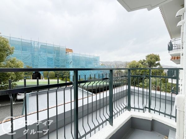 ロイヤルヴィラ苦楽園２号棟　中古マンション