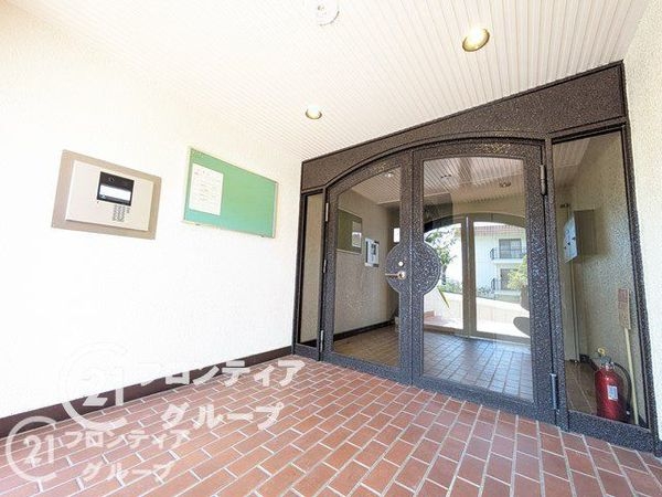ロイヤルヴィラ苦楽園２号棟　中古マンション
