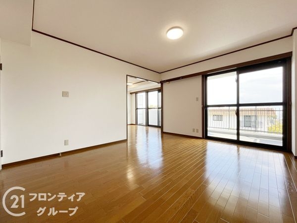 ロイヤルヴィラ苦楽園２号棟　中古マンション