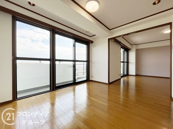 ロイヤルヴィラ苦楽園２号棟　中古マンション