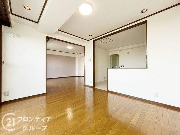 ロイヤルヴィラ苦楽園２号棟　中古マンション
