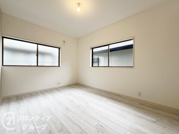西宮市小松南町２丁目の中古一戸建て