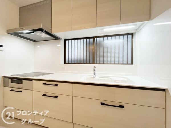西宮市小松南町２丁目の中古一戸建て
