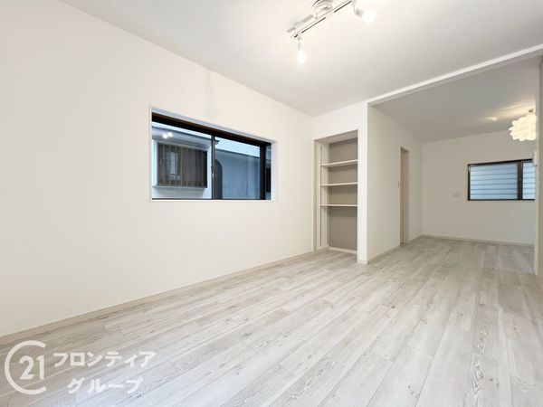 西宮市小松南町２丁目の中古一戸建て