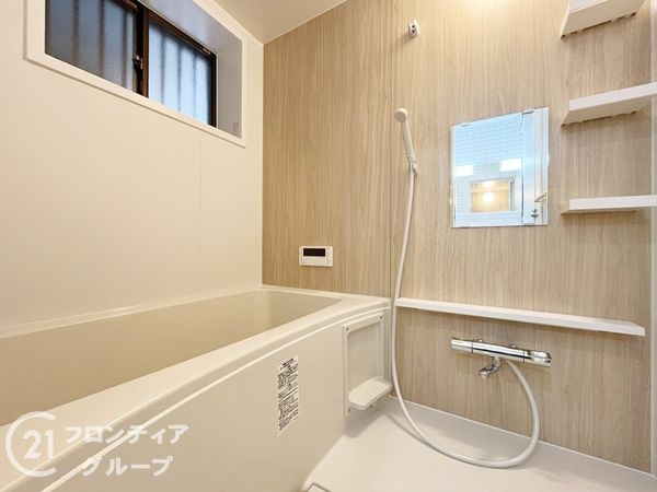 西宮市小松南町２丁目の中古一戸建て