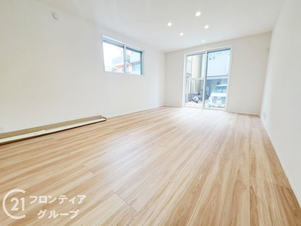 尼崎市金楽寺町２丁目　新築一戸建て　全１区画