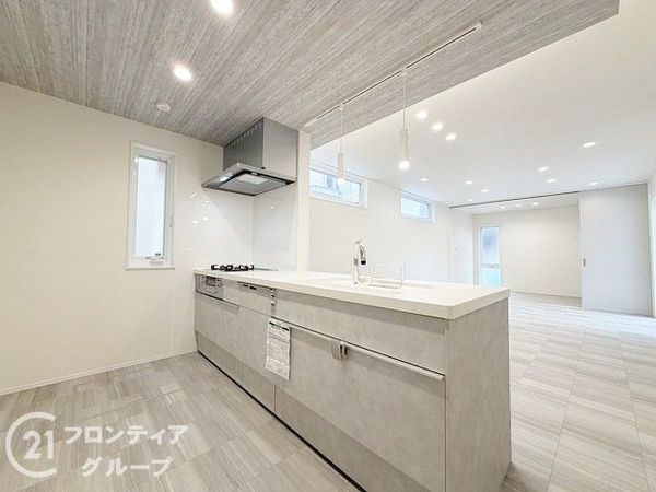 西宮市南甲子園２丁目　新築一戸建て　第10　A号地