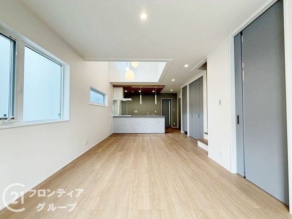 西宮市浜甲子園１丁目　新築一戸建て　第７　A号棟